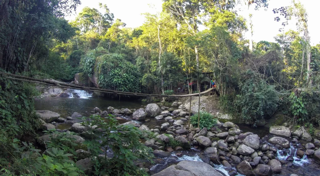 Ponte do Poço do Tarzan - Paraty - RJ - Vamos Trilhar-min