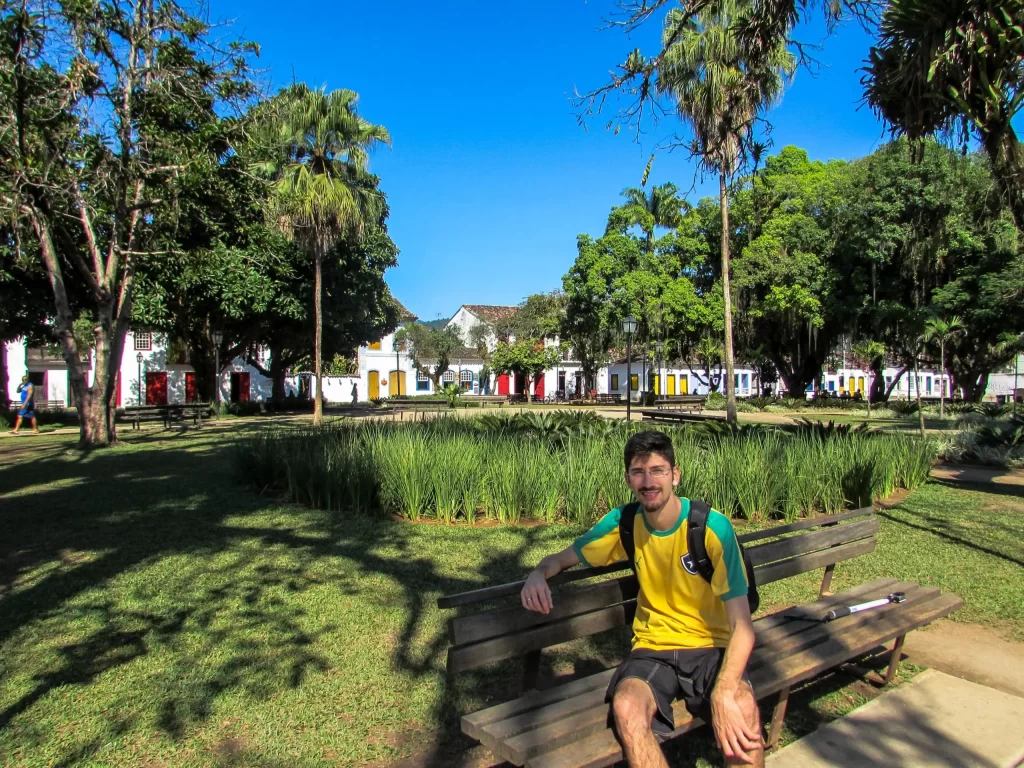 Praça da Matriz - Paraty - RJ - Vamos Trilhar-min