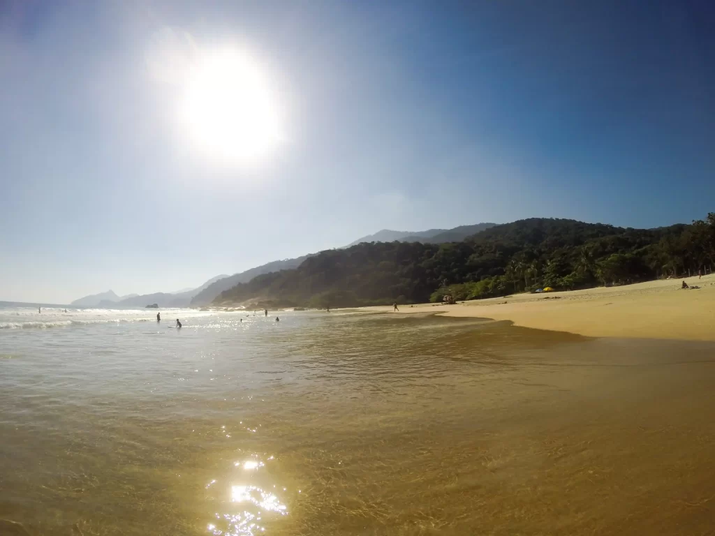 A Praia de Lopes Mendes - Ilha Grande - RJ - Vamos Trilhar-min