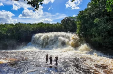 Conheça tudo sobre a Cachoeira das Araras e de Iracema – Presidente Figueiredo – AM
